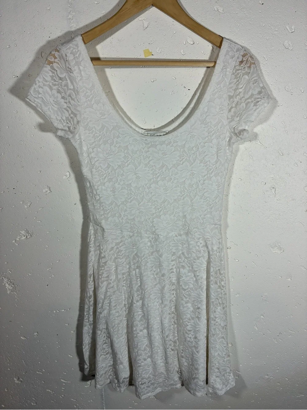 Abercrombie & Fitch Lace Scoop Neck Dress